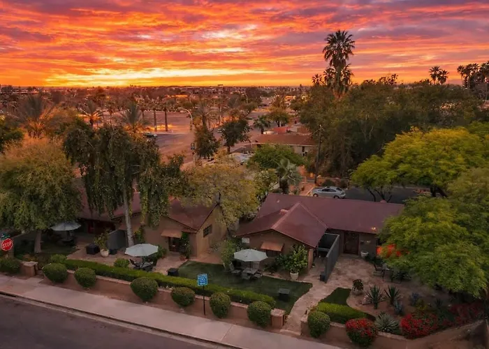 Syrah-2 Units-in Old Town-walk To Fashion Square Scottsdale