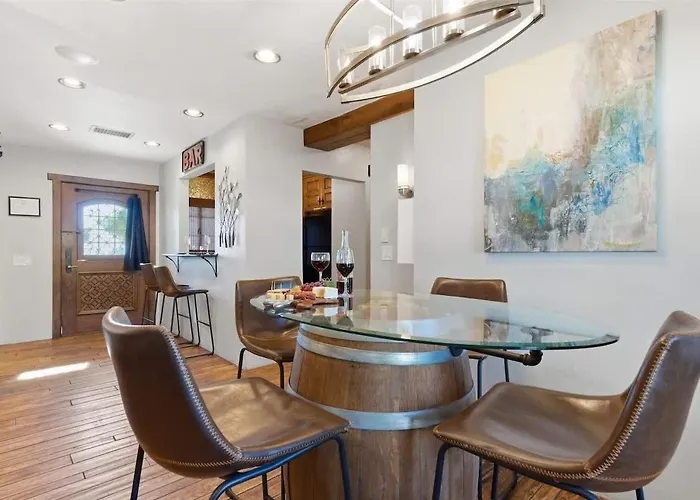Holiday home Syrah-2 Units-in Old Town-walk To Fashion Square Scottsdale