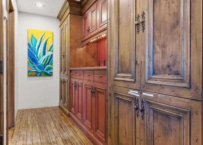 Holiday home Syrah-2 Units-in Old Town-walk To Fashion Square Scottsdale