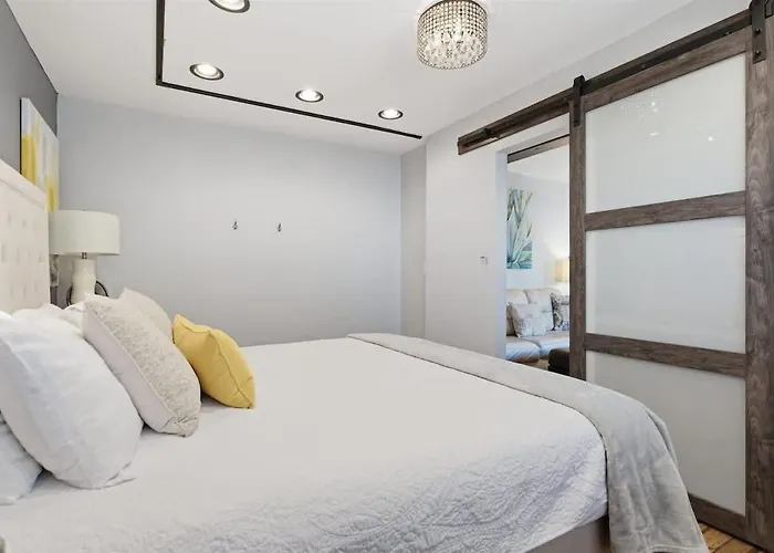 Holiday home Syrah-2 Units-in Old Town-walk To Fashion Square Scottsdale
