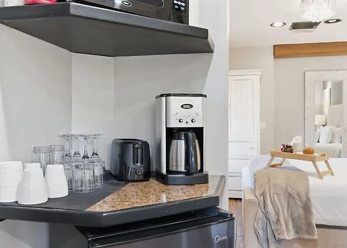 Syrah-2 Units-in Old Town-walk To Fashion Square Holiday home Scottsdale